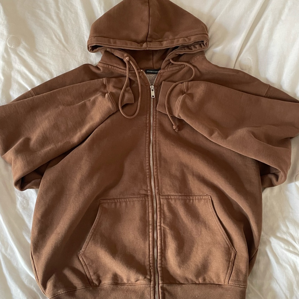 brown brandy zip up hoodie
